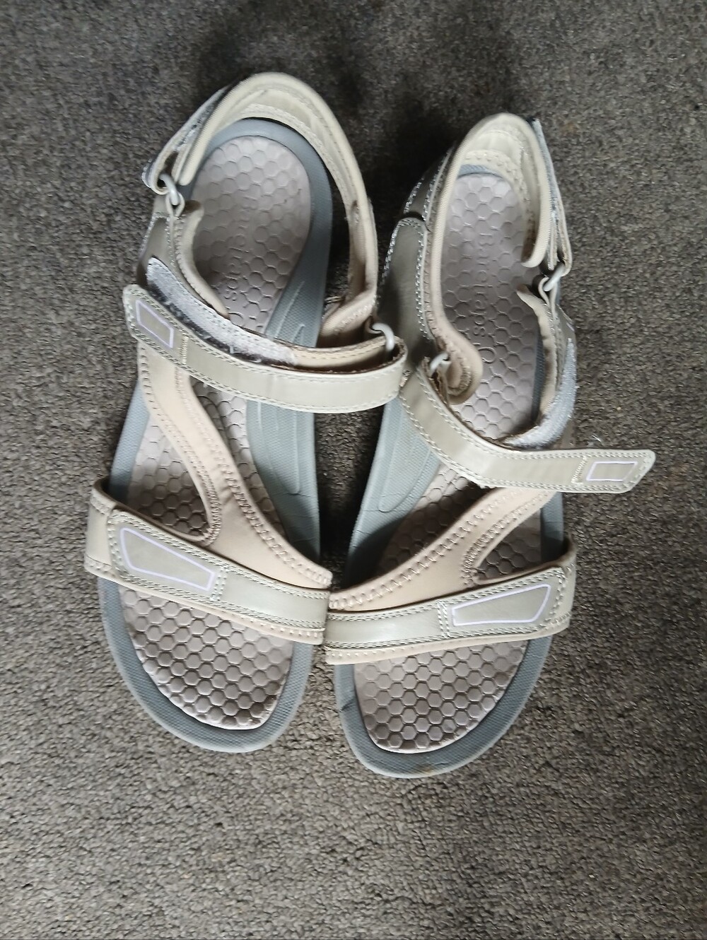 Baretraps Women's Beige Strappy Comfort Sandals Size 9M